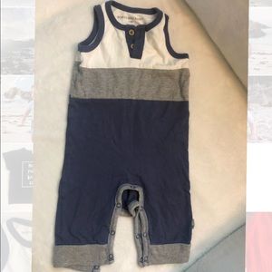 Burt’s Bees sleeveless jumper